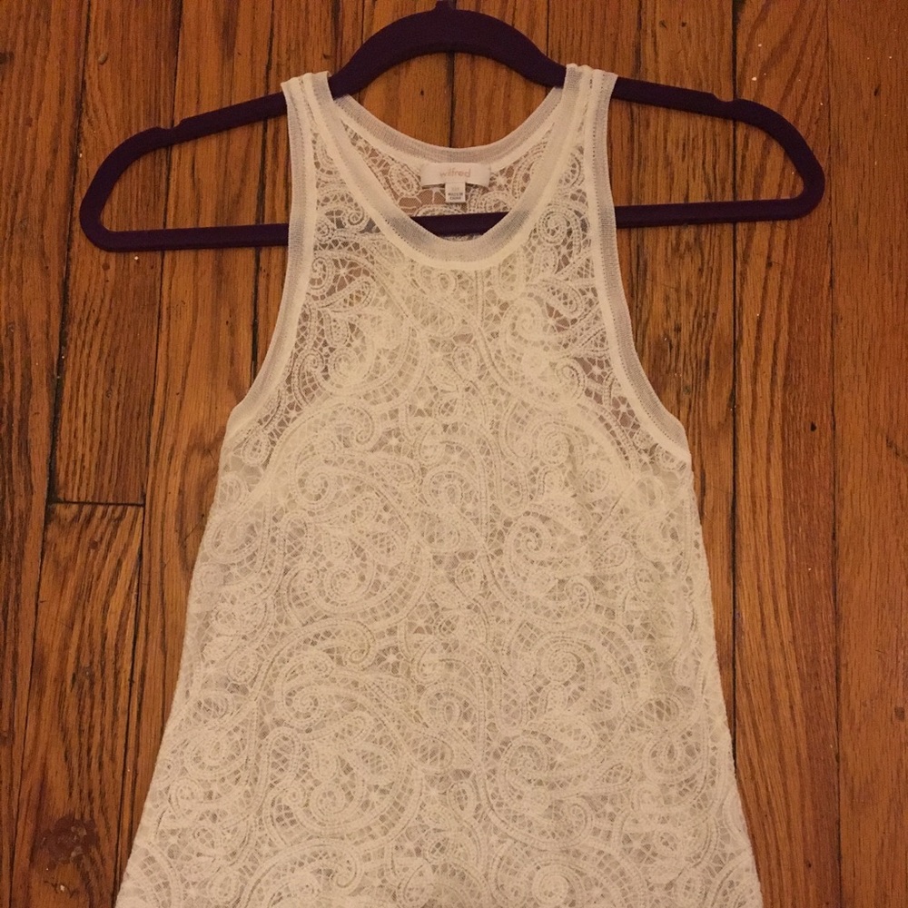 Aritiza tee
